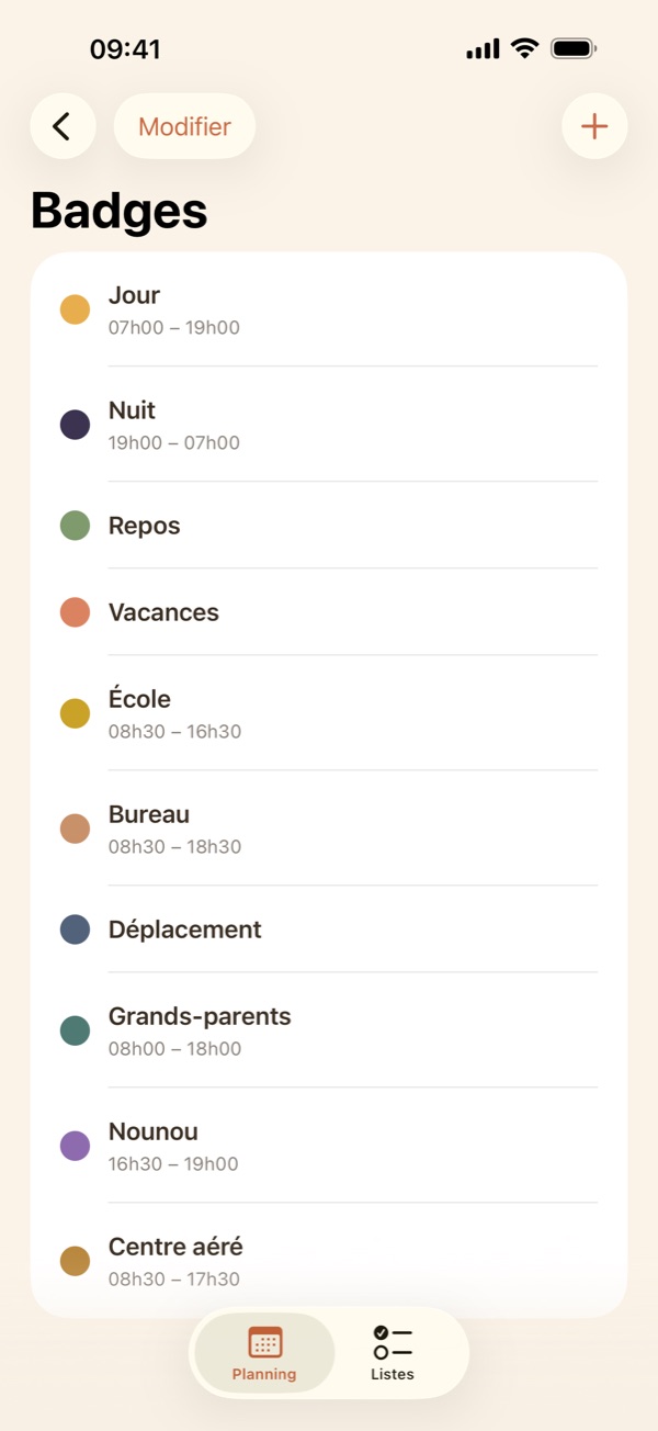 Liste des badges de la famille, chacun avec sa couleur et ses horaires
